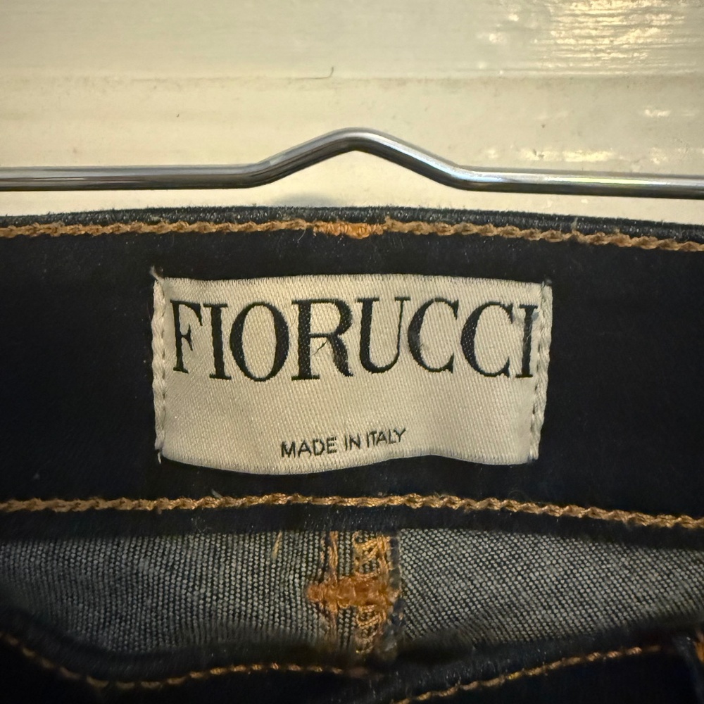 Retro dark wash, low rise Fiorucci stretch jeans!